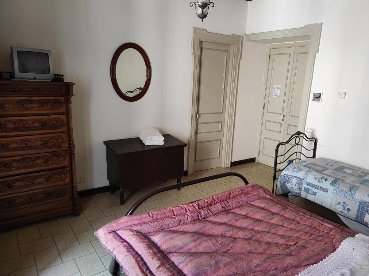 Antica Dimora Palazzo Rovitti Bed & Breakfast Cerchiara di Calabria Exterior photo